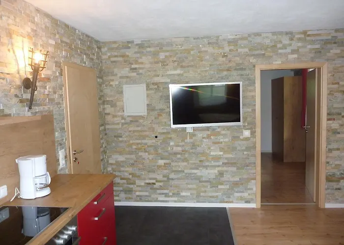 Apartment Gaestehaus Guggomos 