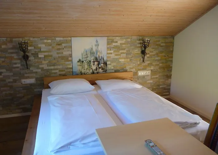 Apartment Gaestehaus Guggomos 