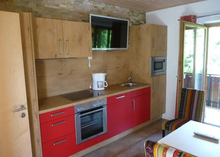 Apartment Gaestehaus Guggomos 