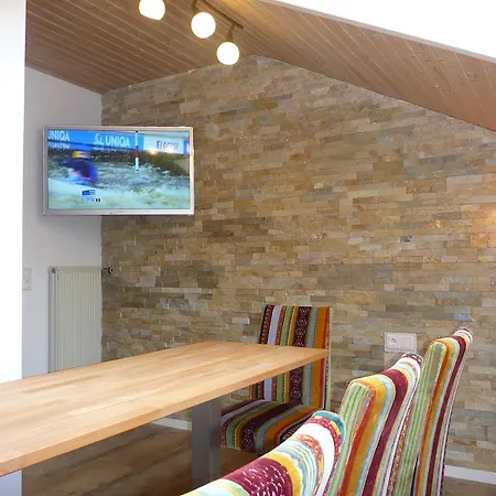 Guggomos Allgäustyle Apartment Füssen