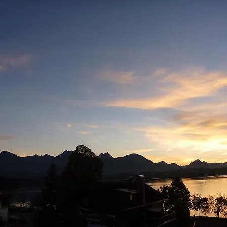 아파트 Gaestehaus Guggomos 