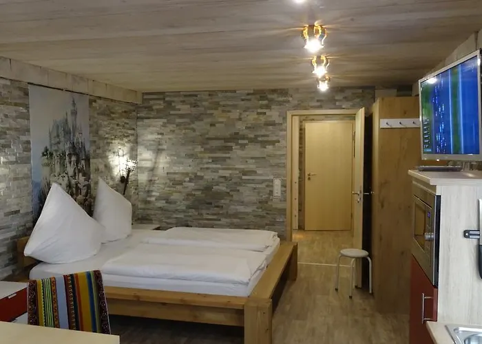 아파트 Gaestehaus Guggomos 